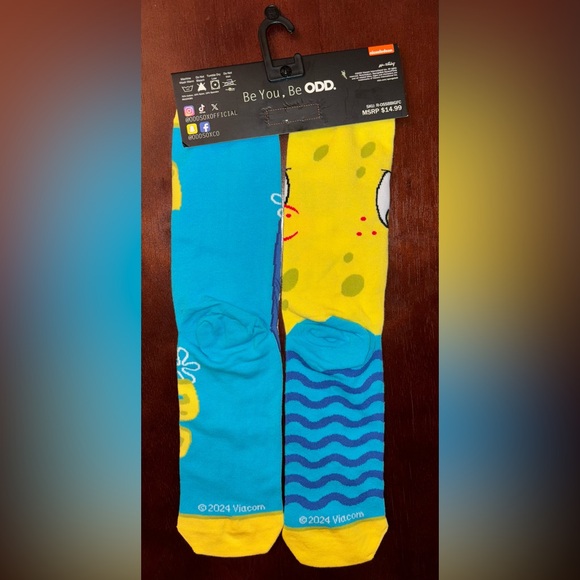 SPONGEBOB SQUAREPANTS ODD SOX NOVELTY CREW SOCKS NWT MEN’S SHOE SIZE 6-13 - Picture 2 of 2